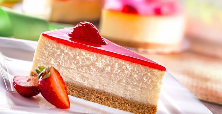Çilekli Cheescake